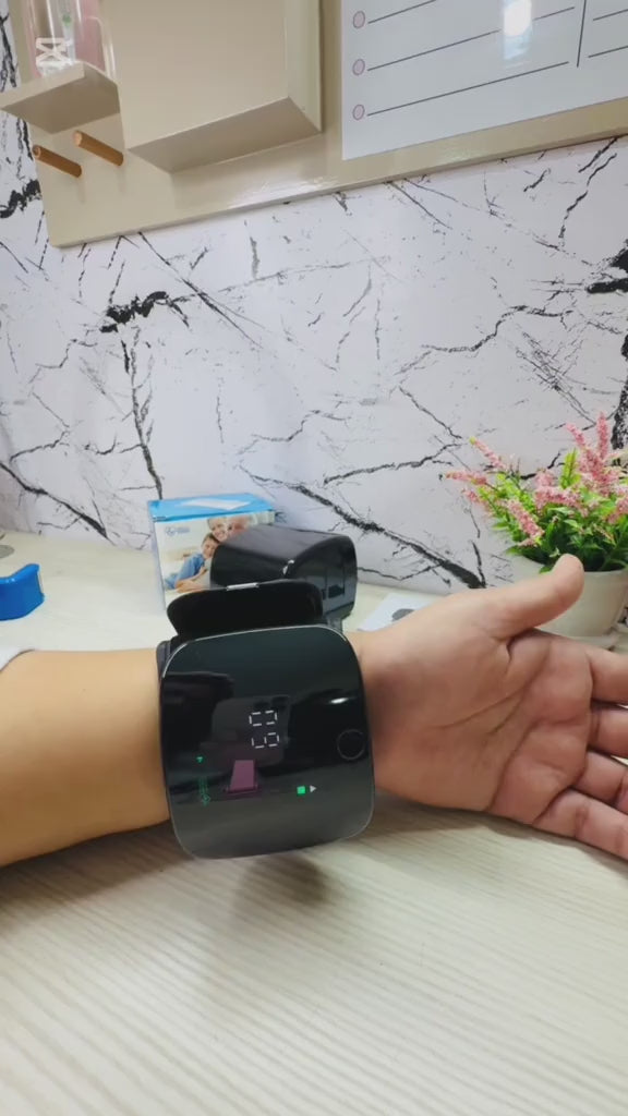Tensiómetro de muñeca - Controla la actividad cardiaca en segundos video